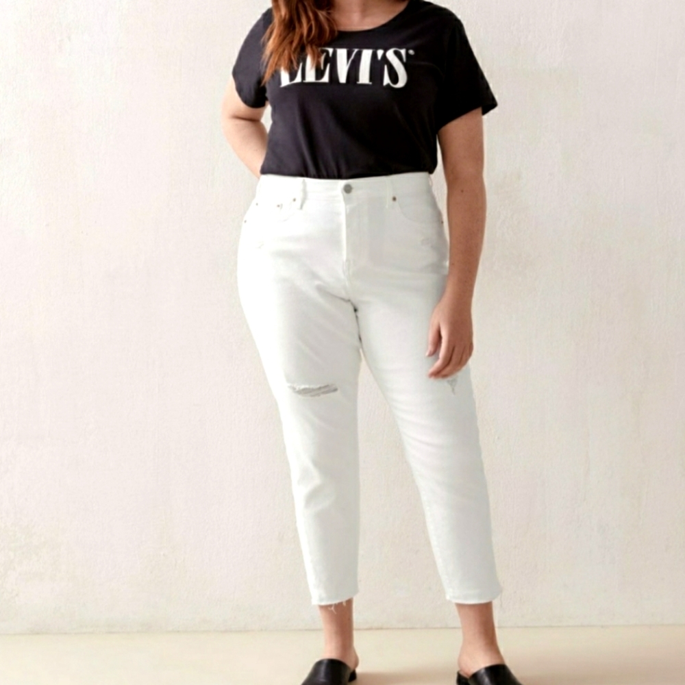 NWOT Levi's Wedgie High Rise Jeans